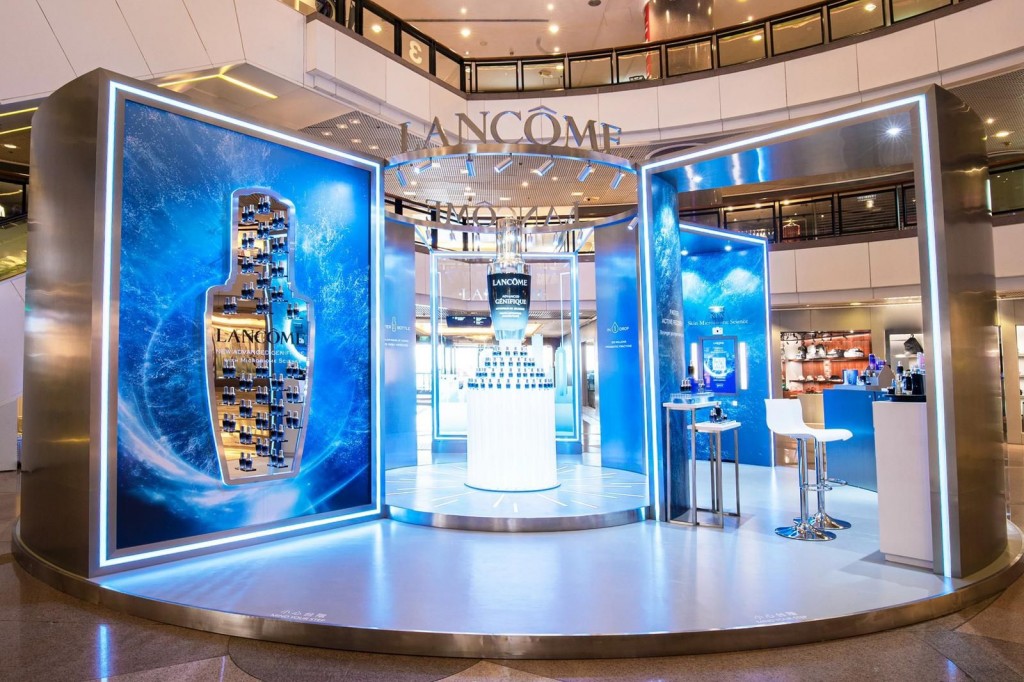 Lancome sales booth