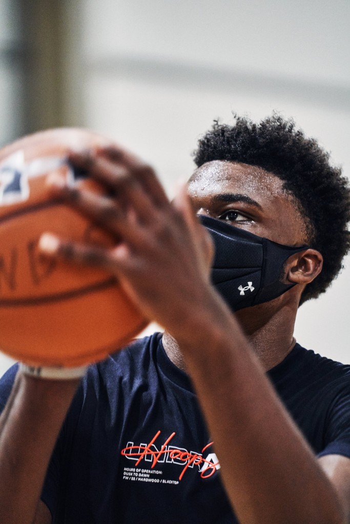 Under Amour releases UA Sportsmask as an alternative face mask for athletes and sportsmen