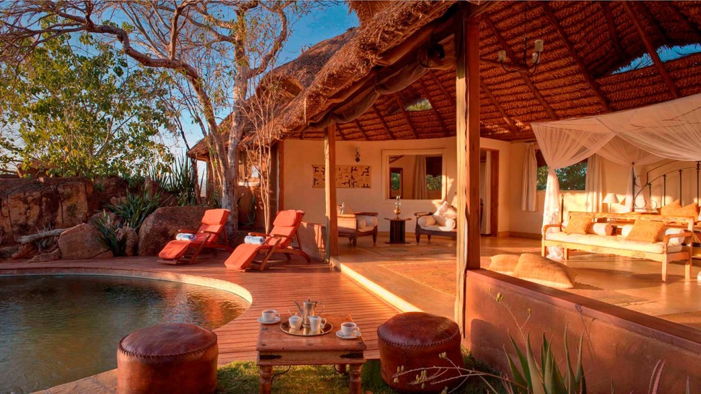 Luxury hotels resorts in Kenya. Elsa's Kopje Lodge