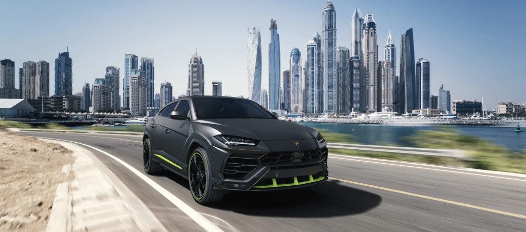 Lamborghini unveils the Urus Graphite Capsule