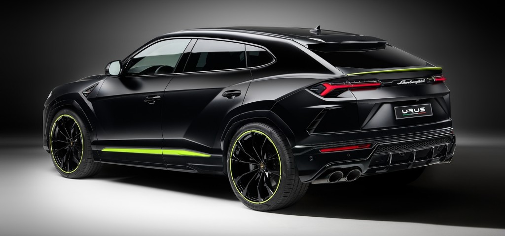 Lamborghini unveils the Urus Graphite Capsule