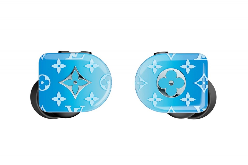 The Gradient Blue earbuds have two different monogram flowers