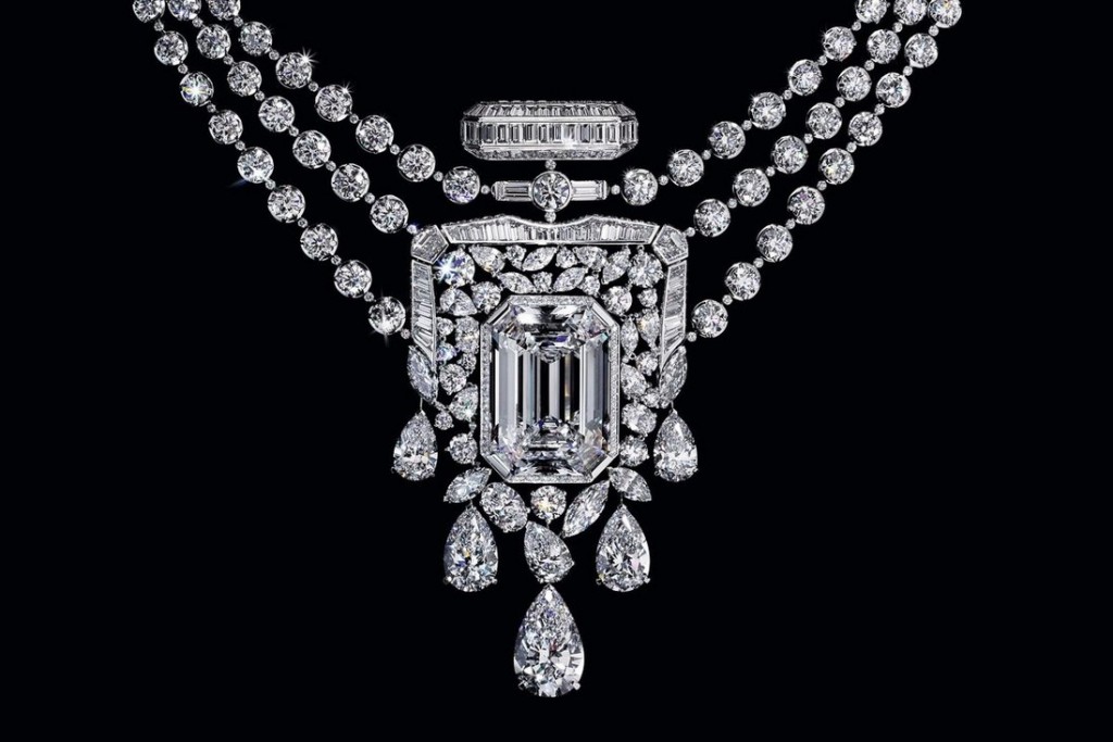 The No 5 55.55 diamond necklace is an ode to Coco Chanel the the No 5
