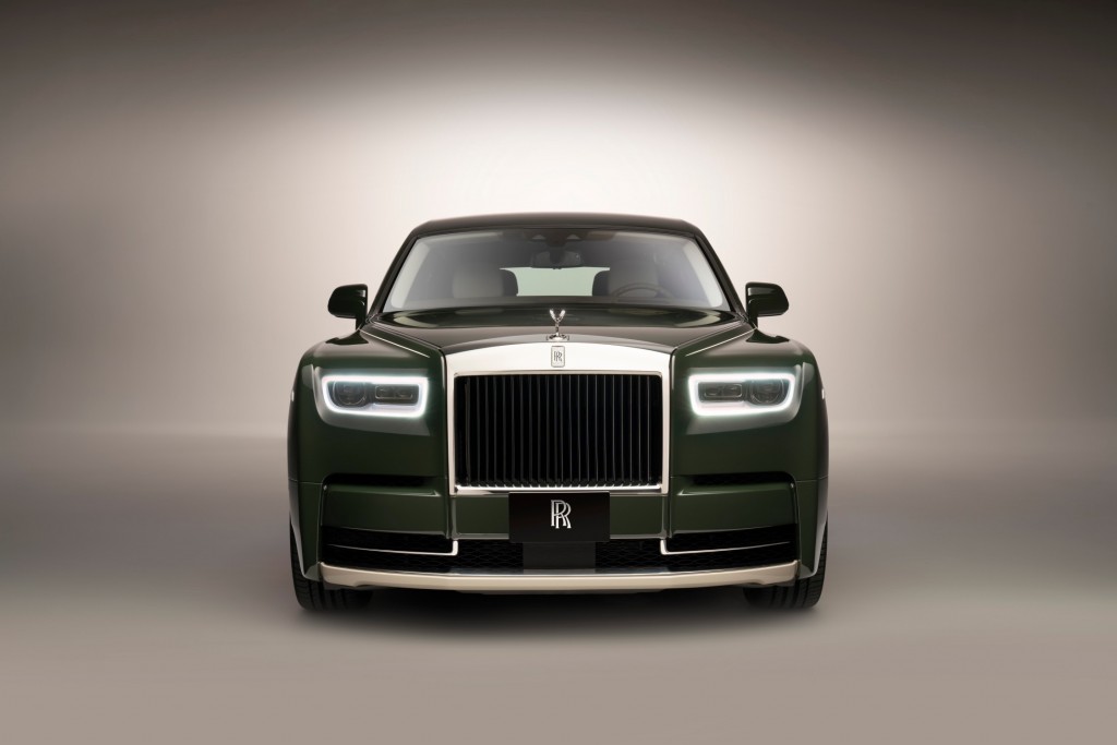 The front of the Rolls Royce x Hermès Phantom Oribe