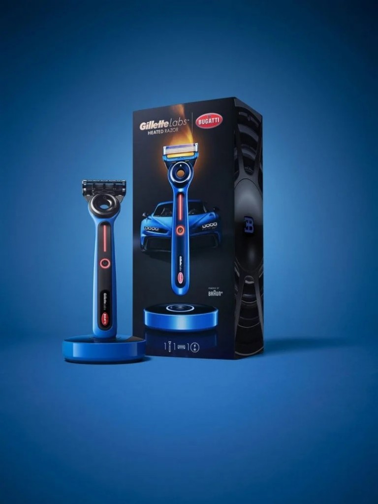 The Bugatti Gillette placed in front of its packaging